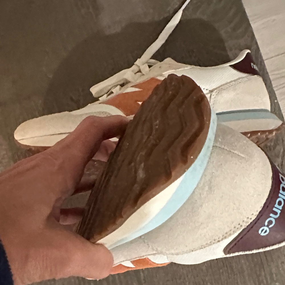 New Balance women's sneaker Cream and Orange Sneakers ws237 9 - Picture 6 of 6